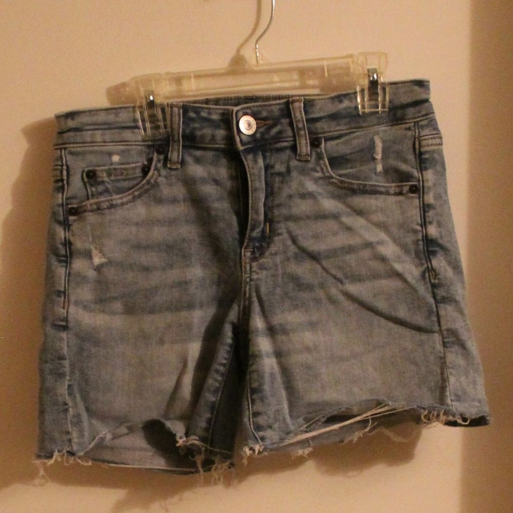 American Eagle Cut off Demin Shorts